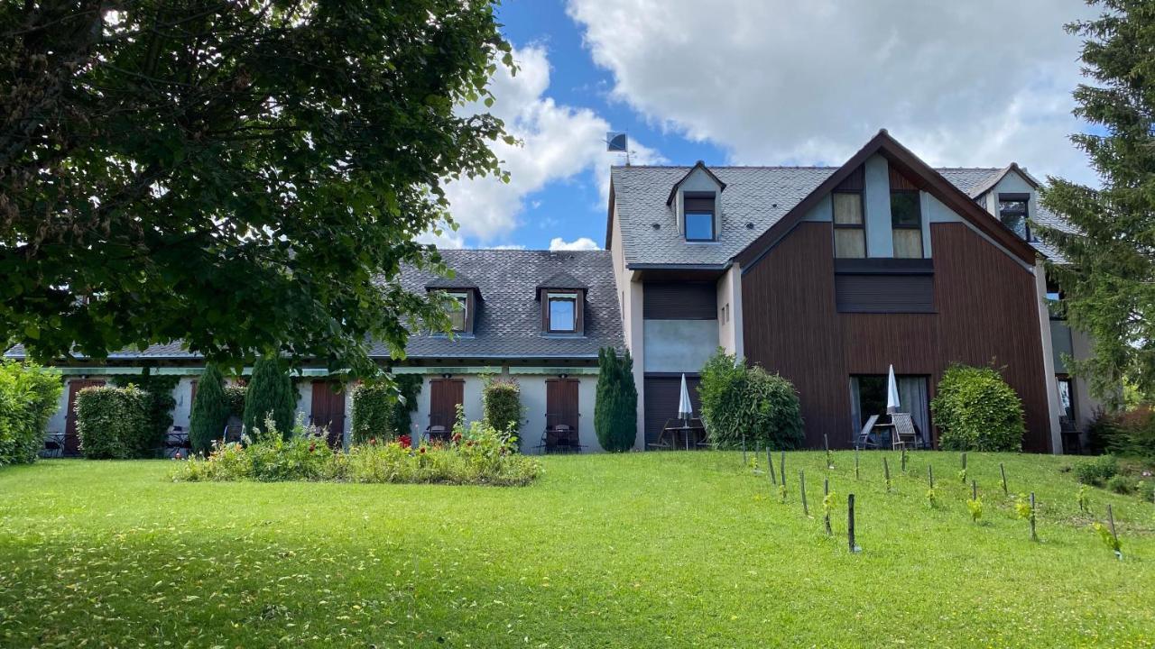 Logis Auberge Du Barrez Mur-de-Barrez Exterior foto